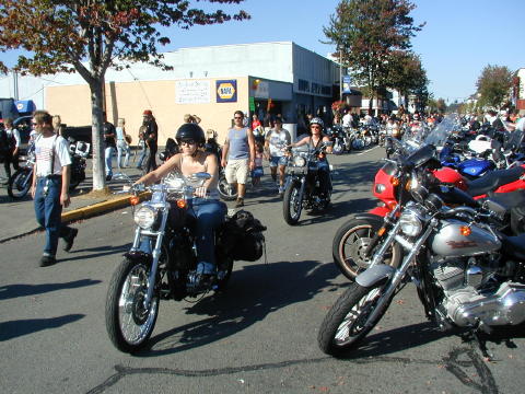 Women riders 